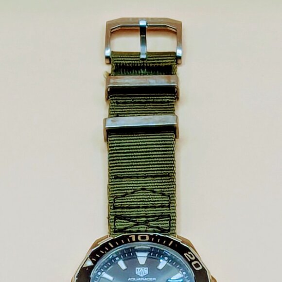 Tag Heuer Aquaracer Khaki Green Men's Watch WAY101E.FC8222*** - Picture 6 of 7
